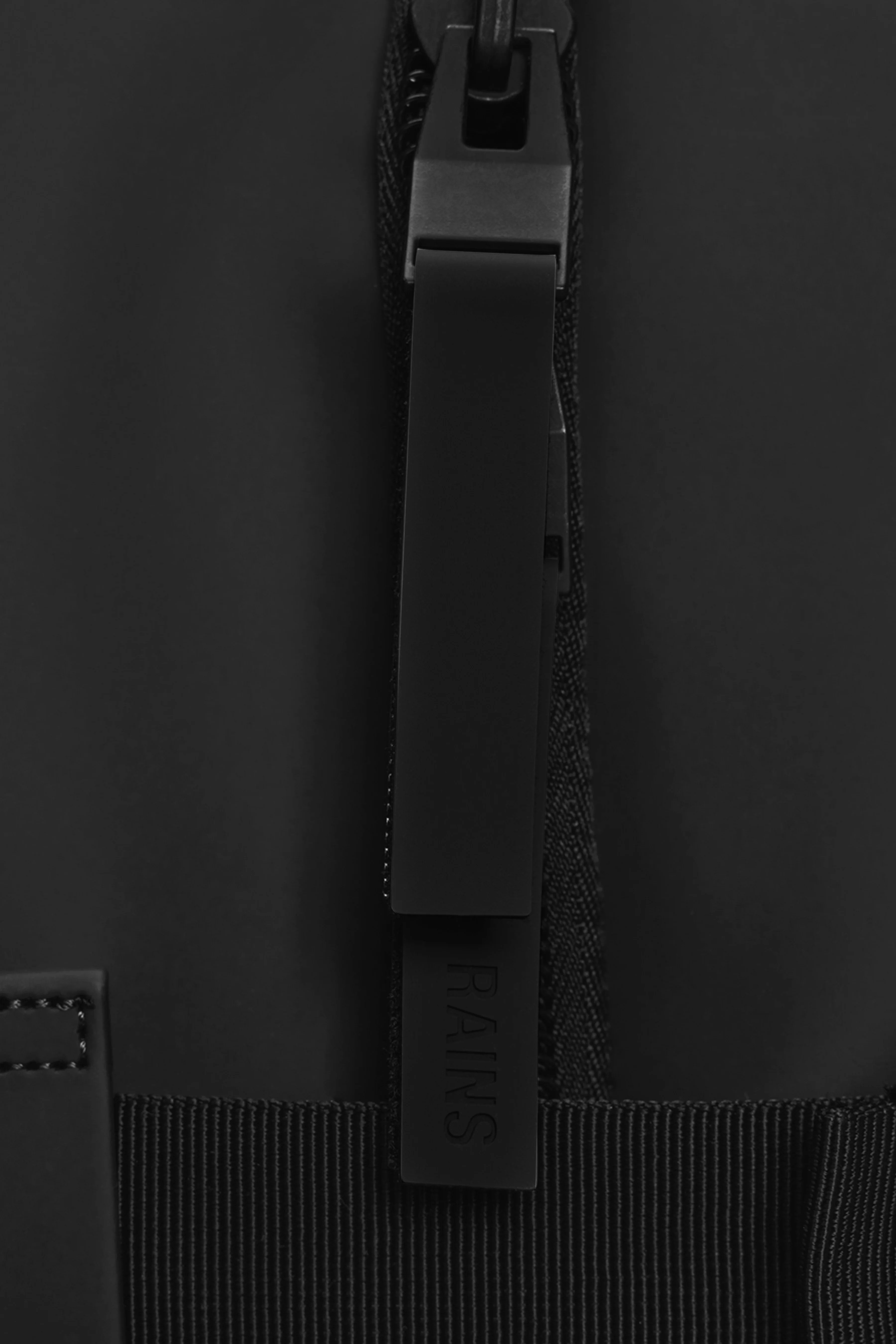 Texel Cabin Bag - Image 21